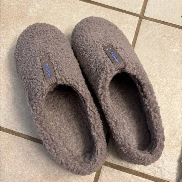 Bombas Sunday Slippers - Picture 2 of 3